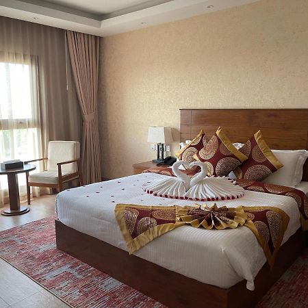 Alsahwa Hotel Seeb Buitenkant foto