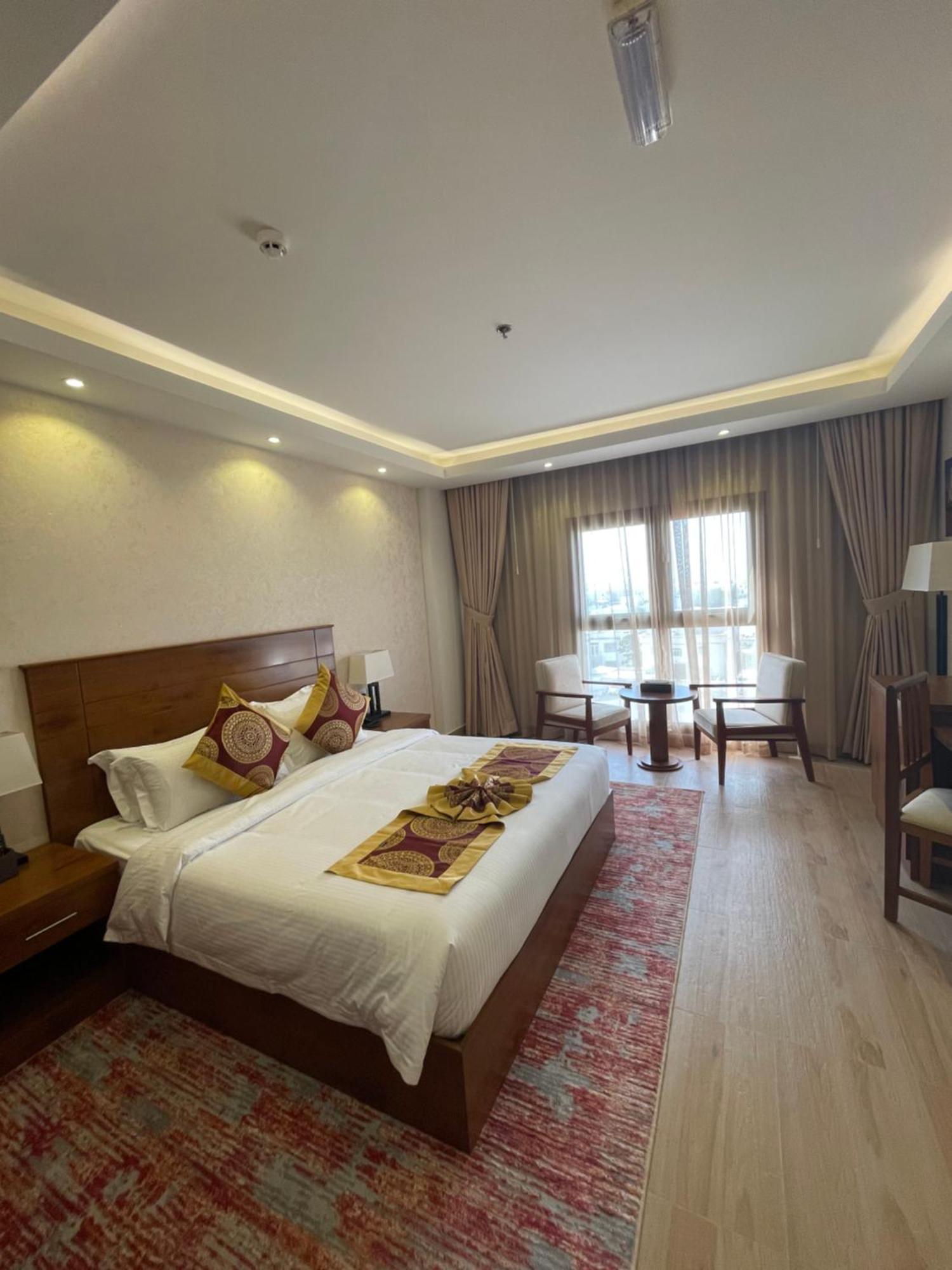 Alsahwa Hotel Seeb Buitenkant foto